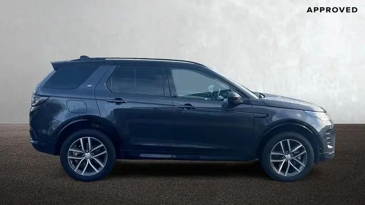 Land Rover Discovery Sport 2026 photo 5