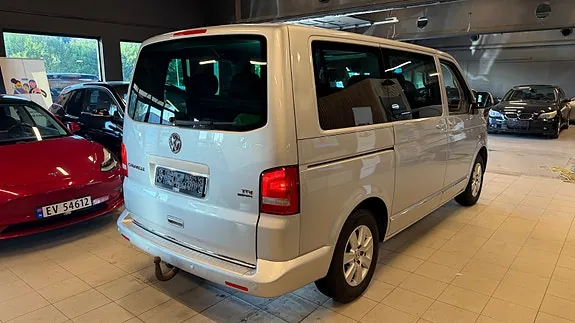 Volkswagen Caravelle 2013 photo 2