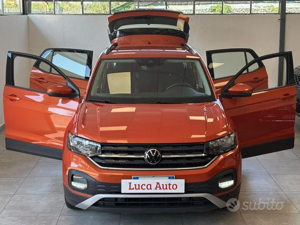 Volkswagen T-Cross 2023 photo 2
