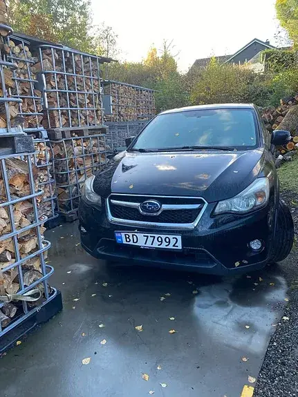 Subaru Xv 2012 photo 2