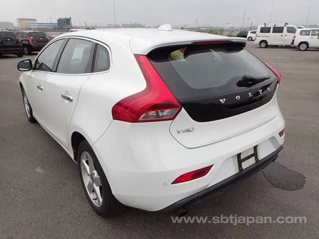 Volvo V40 2013 photo 3
