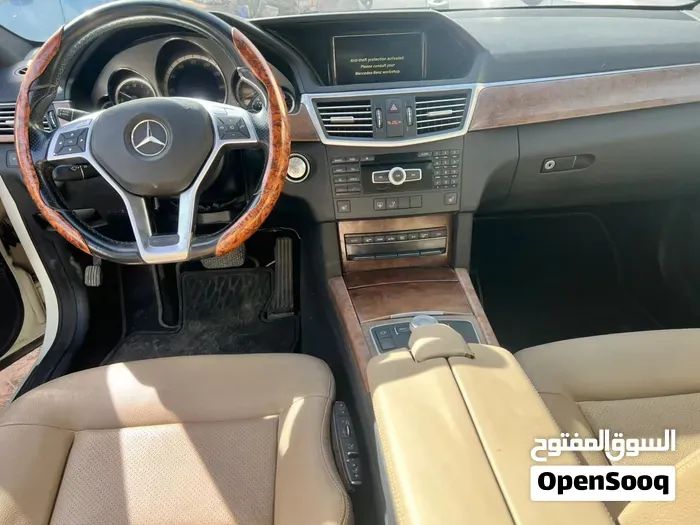 Mercedes-Benz E-Class 2013 photo 2