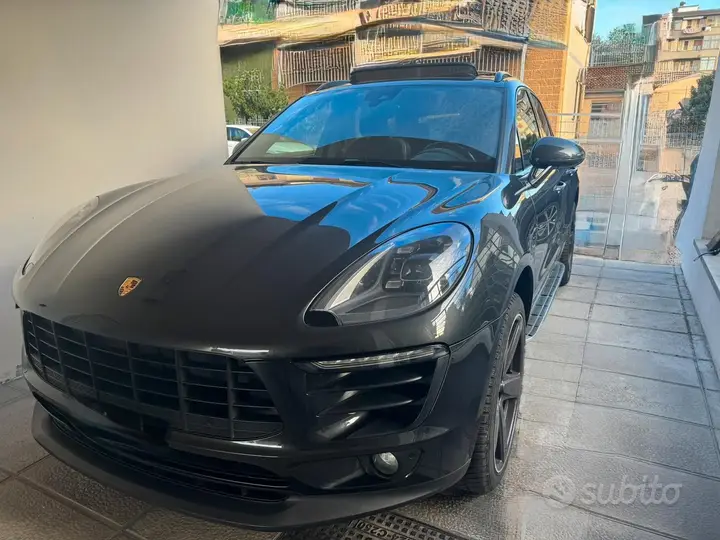 Porsche Macan