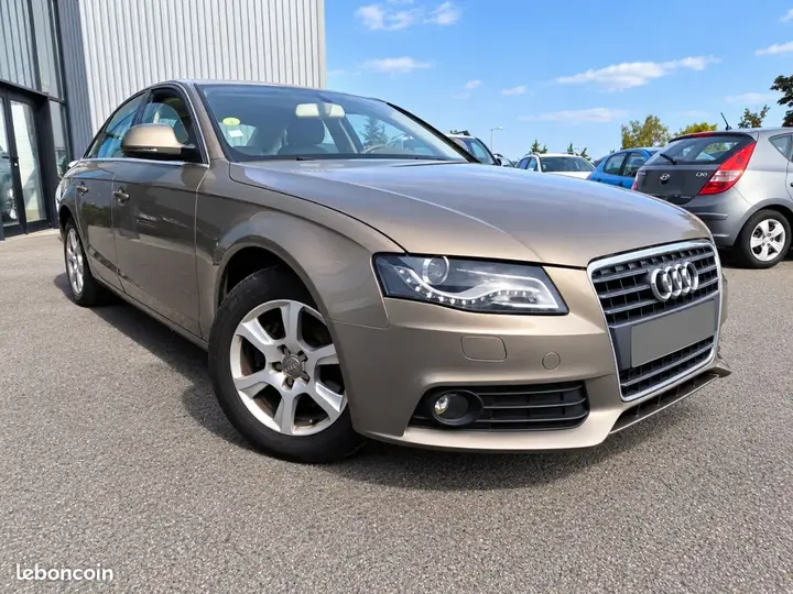 Audi A4 2009 photo 3