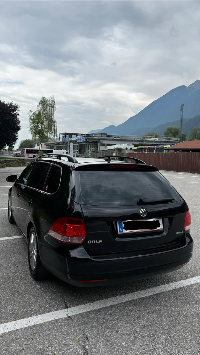 Volkswagen Golf 2009 photo 3