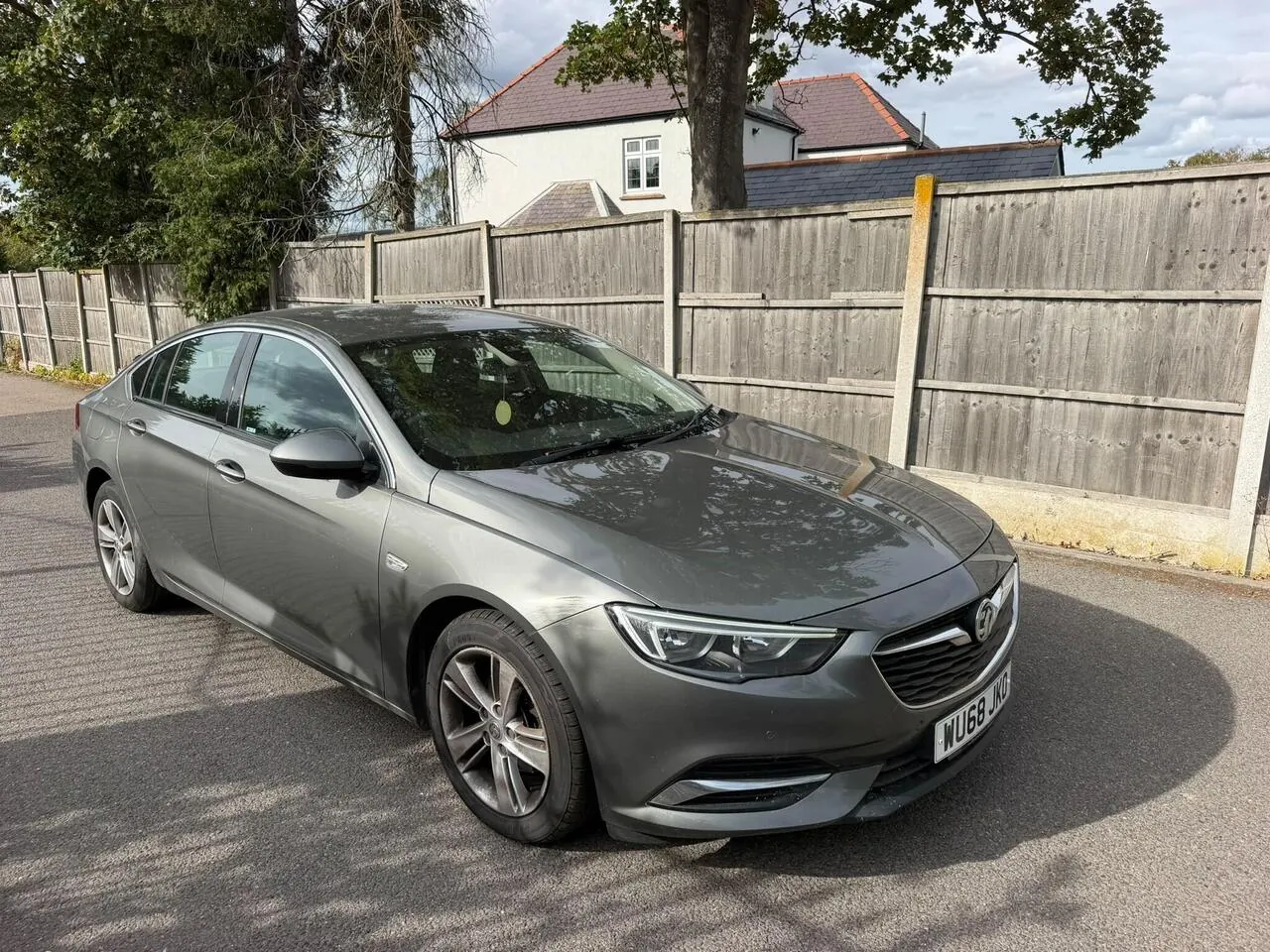 Vauxhall Insignia 2018 photo 3