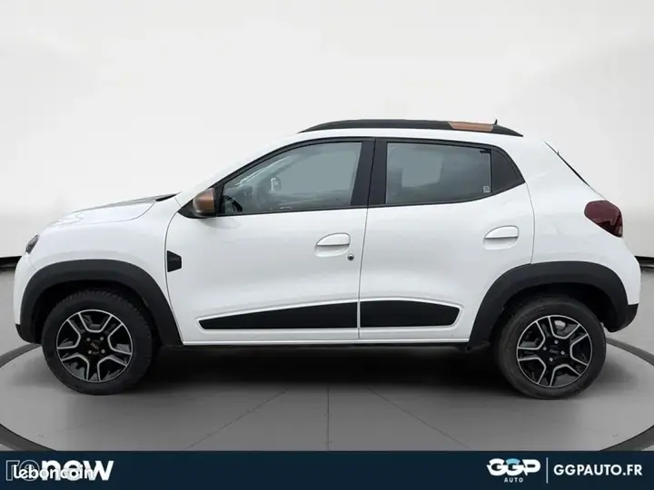 Dacia Spring 2023 photo 2