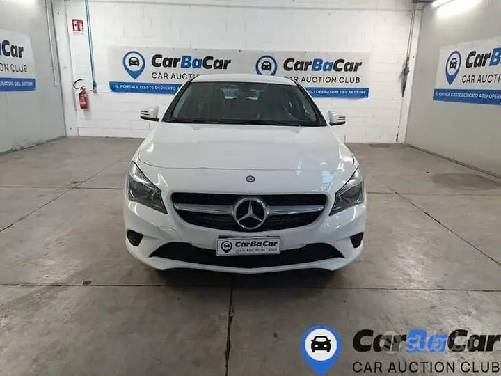 Mercedes-Benz Cla 2015 photo 2