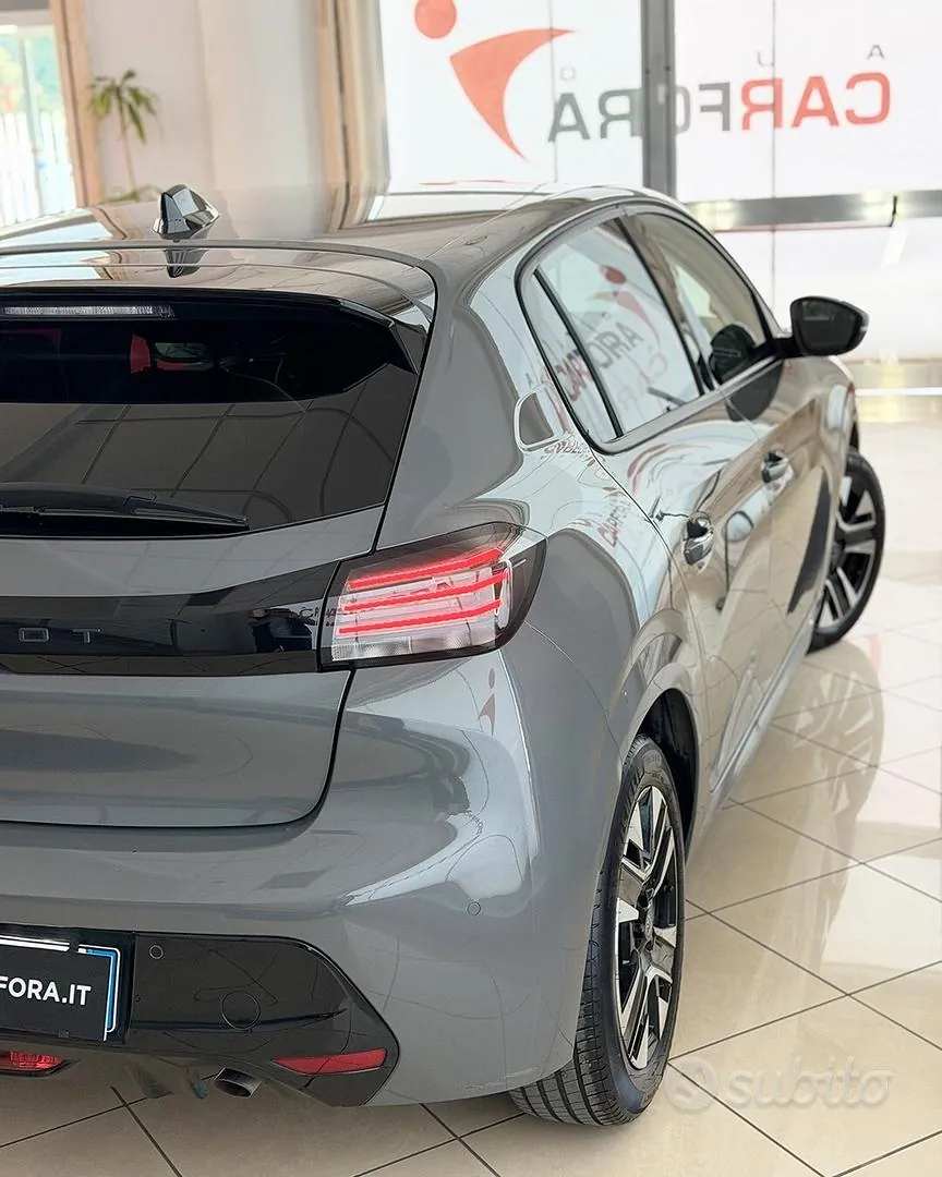 Peugeot 208 2025 photo 5