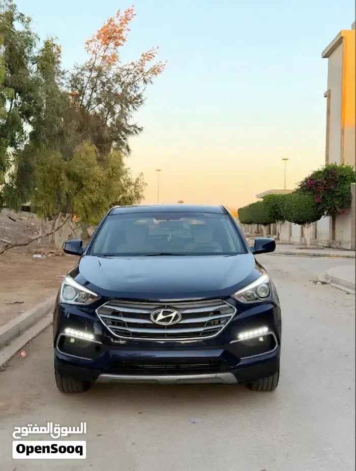 Hyundai Santa Fe 2018 photo 3