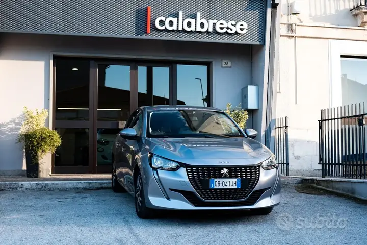 Peugeot 208 2020 photo 2