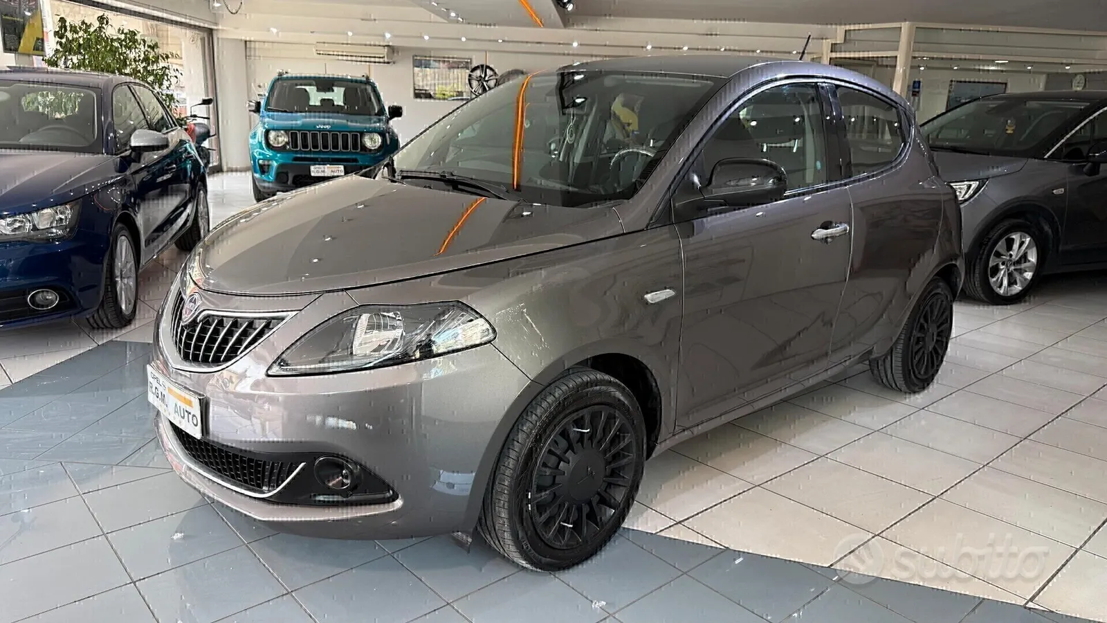 Lancia Ypsilon