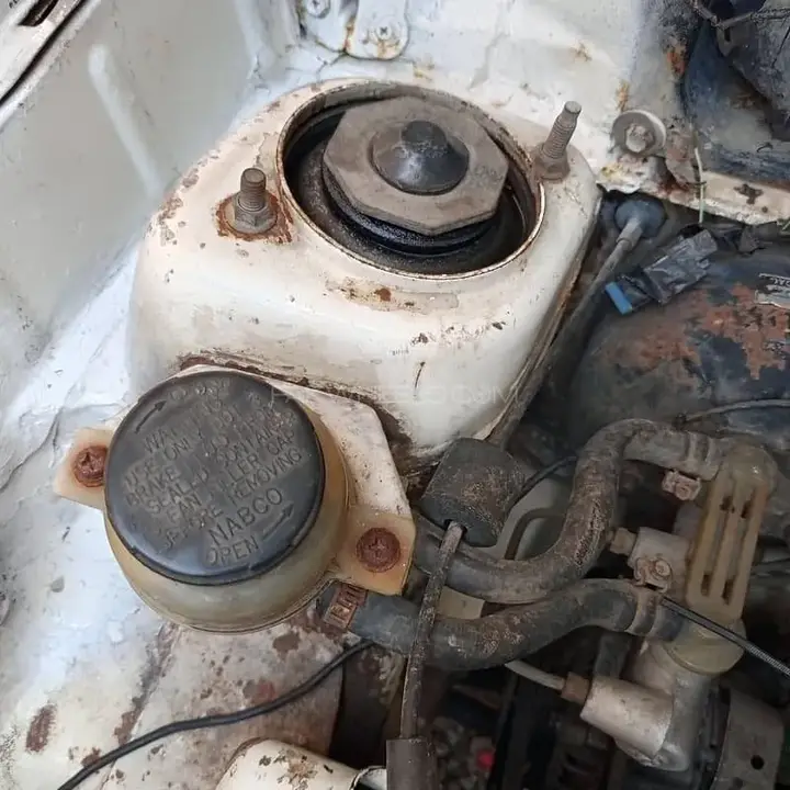 Suzuki Khyber