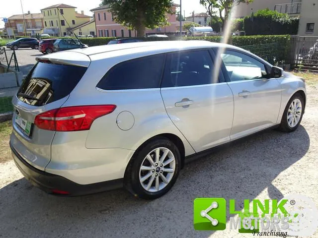 Ford Focus 2015 photo 3