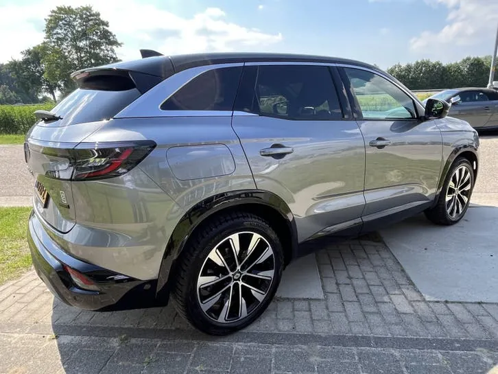 Renault Austral 2024 photo 2