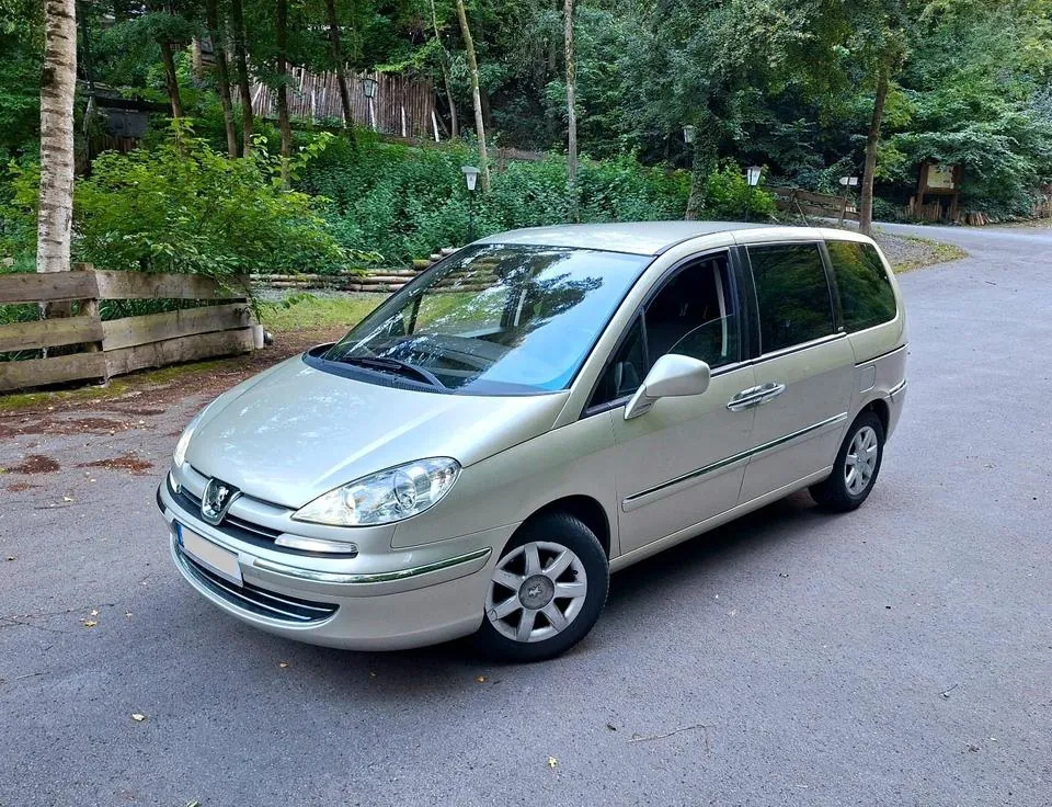 Peugeot 807