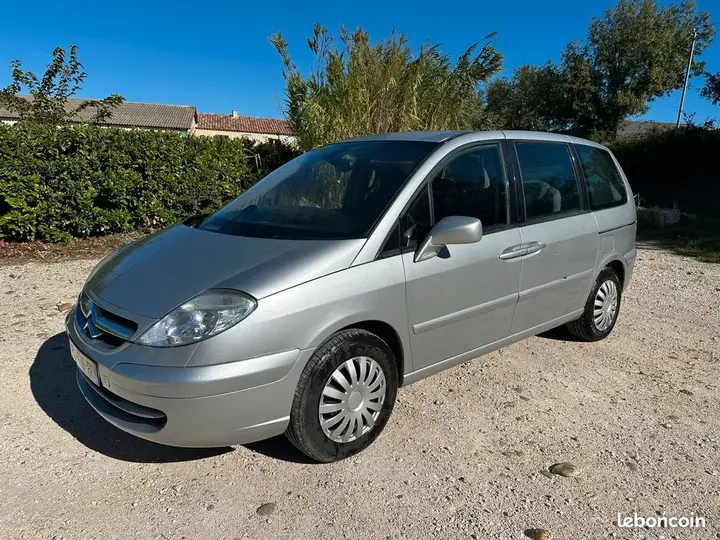 Citroen C8
