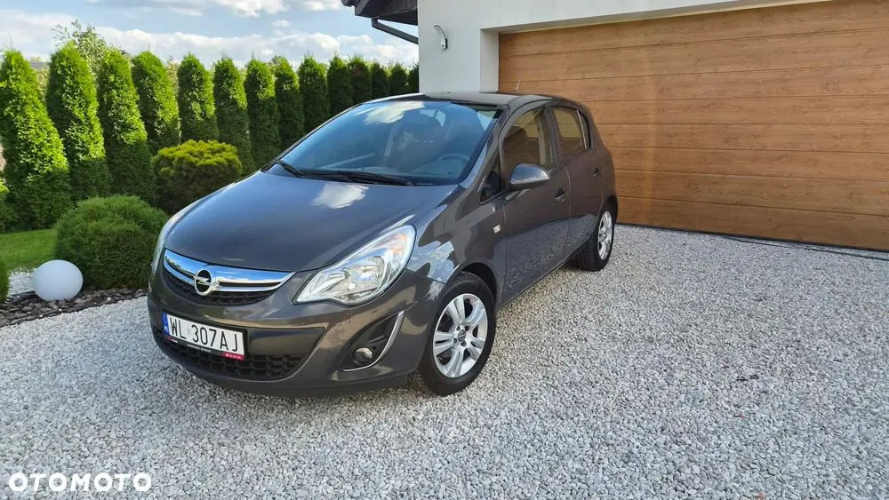 Opel Corsa 2013 photo 3