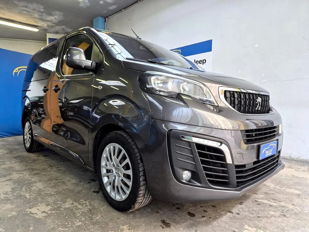 Peugeot Traveller