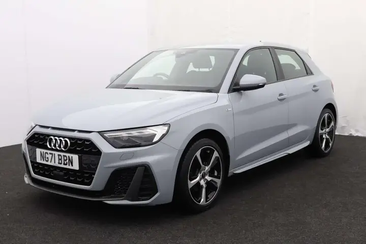Audi A1 2021 photo 3