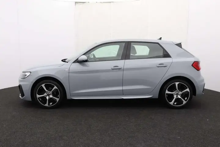 Audi A1 2021 photo 4