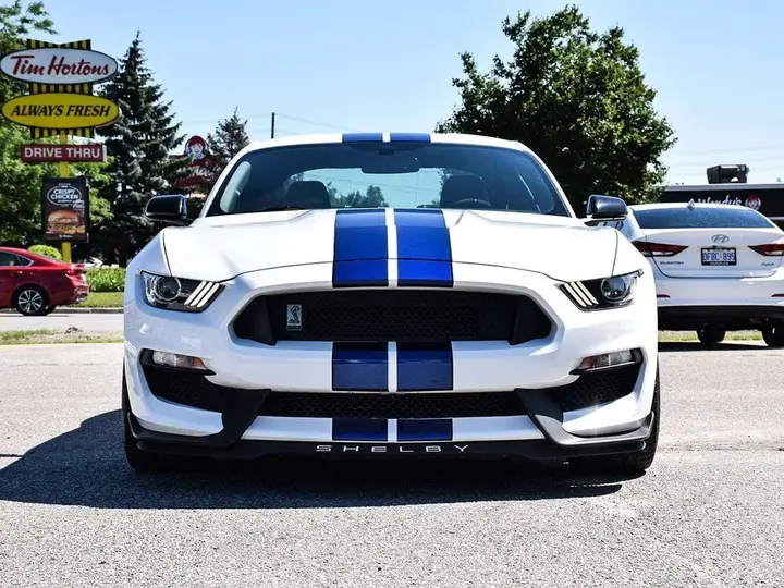 Ford Mustang 2016 photo 2