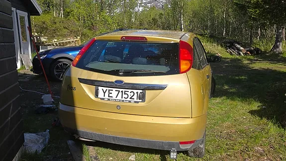 Ford Focus 2000 photo 5
