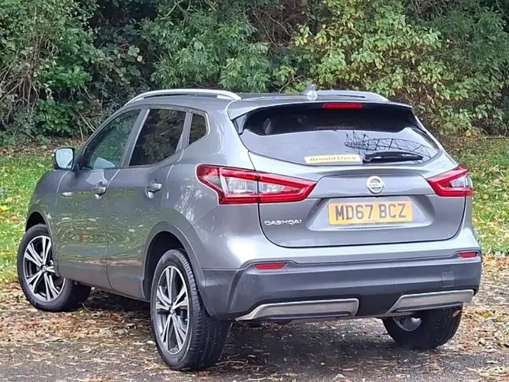 Nissan Qashqai 2018 photo 2