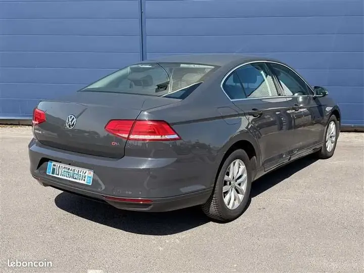 Volkswagen Passat 2018 photo 4