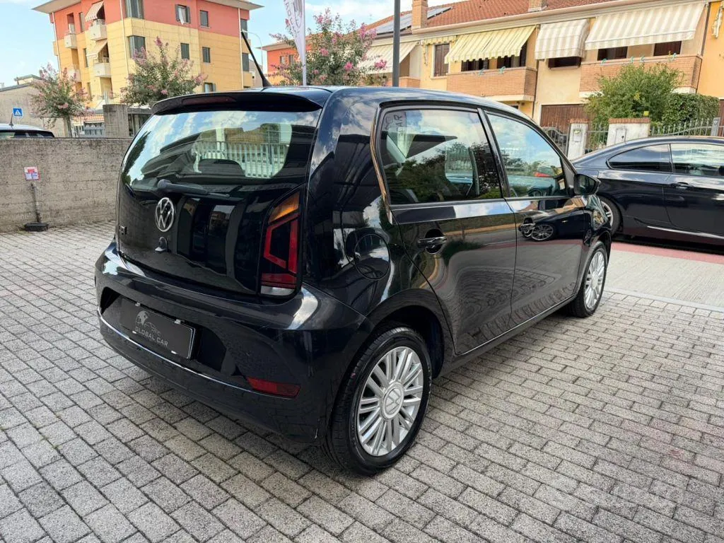 Volkswagen Up 2021 photo 5