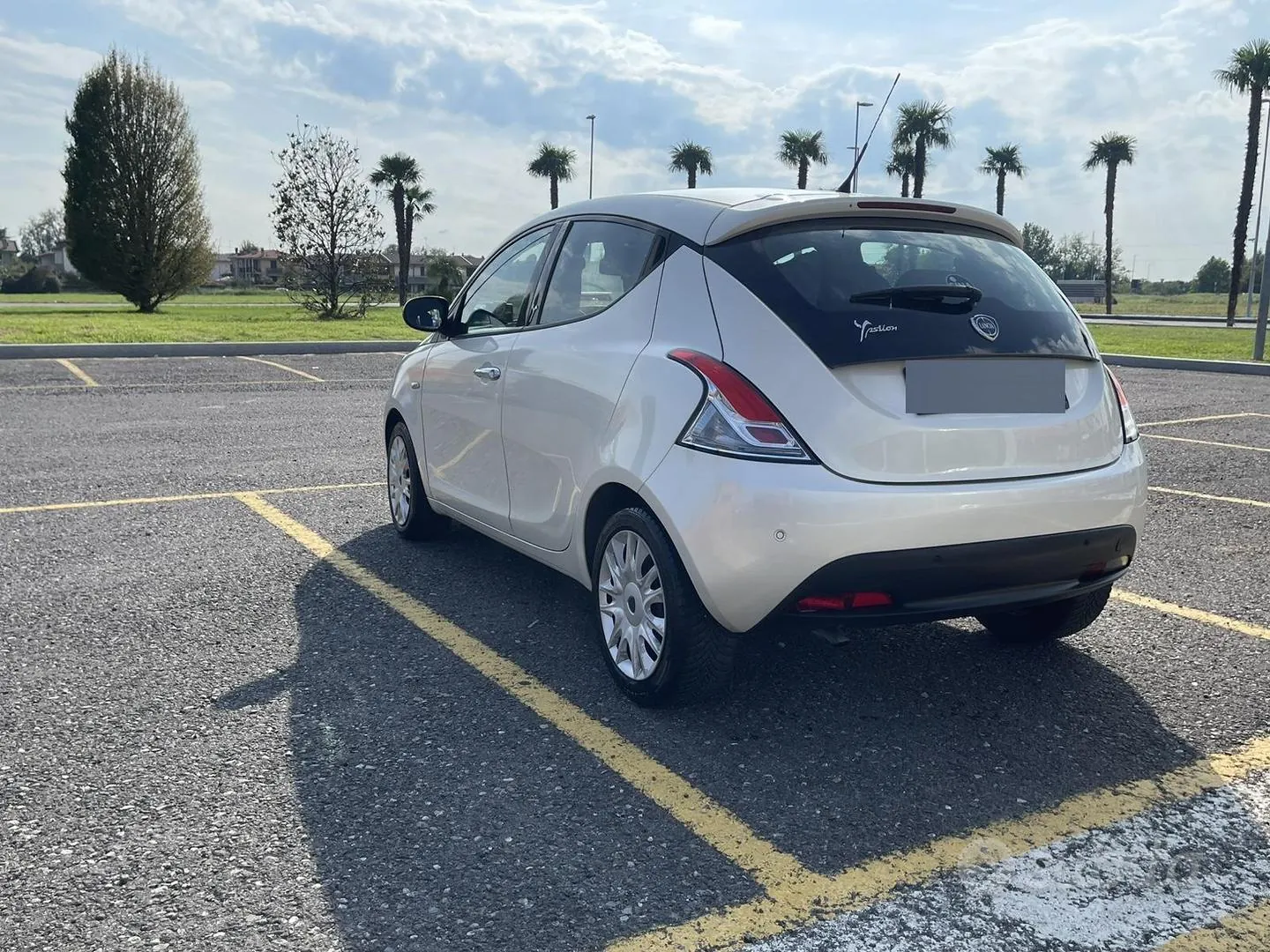 Lancia Ypsilon 2011 photo 4