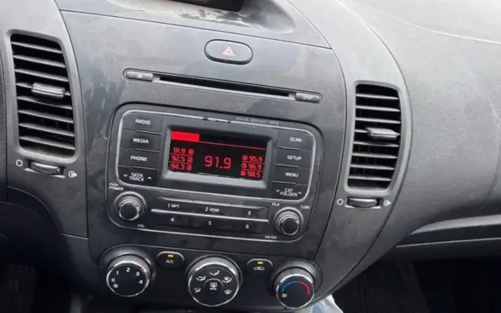 Kia Forte 2016 photo 2