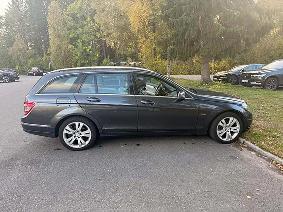 Mercedes-Benz C200 D 2010 photo 4