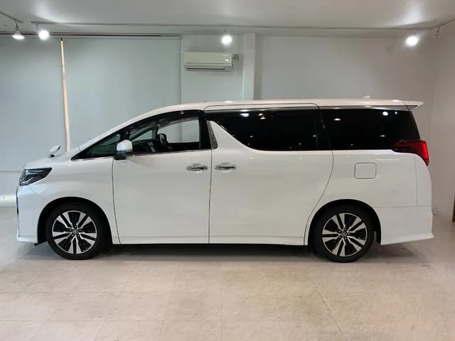 Toyota Alphard 2020 photo 3