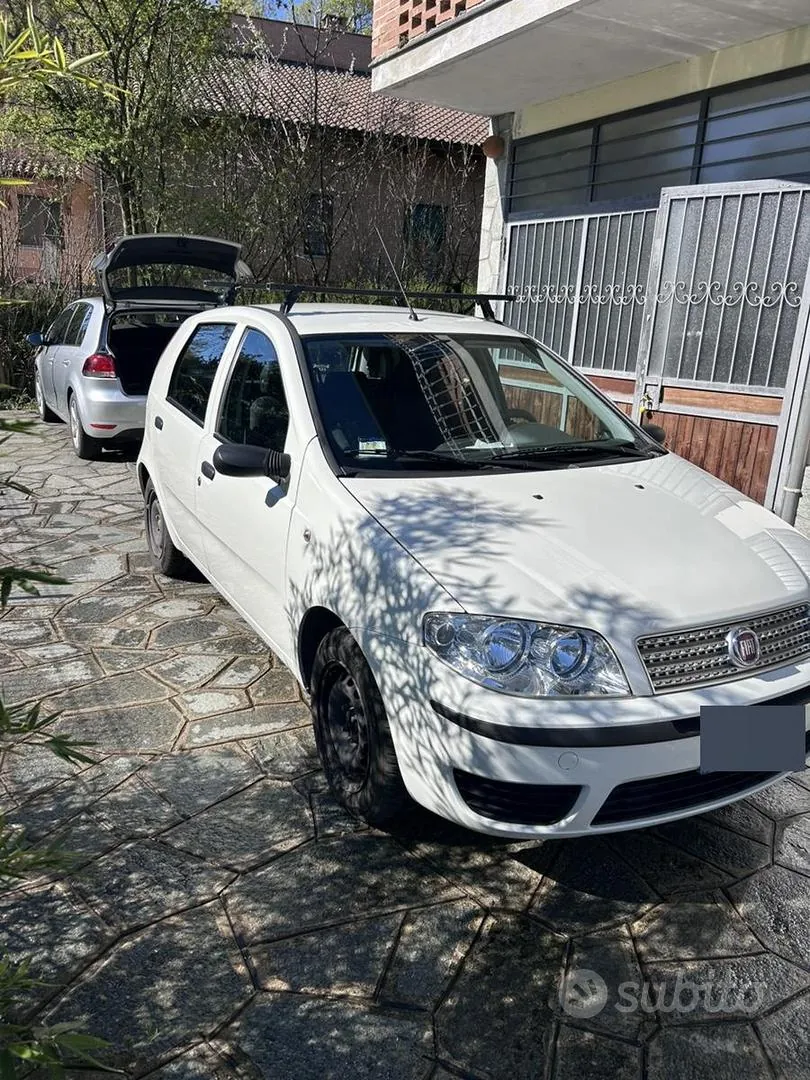 Fiat Punto 2009 photo 3