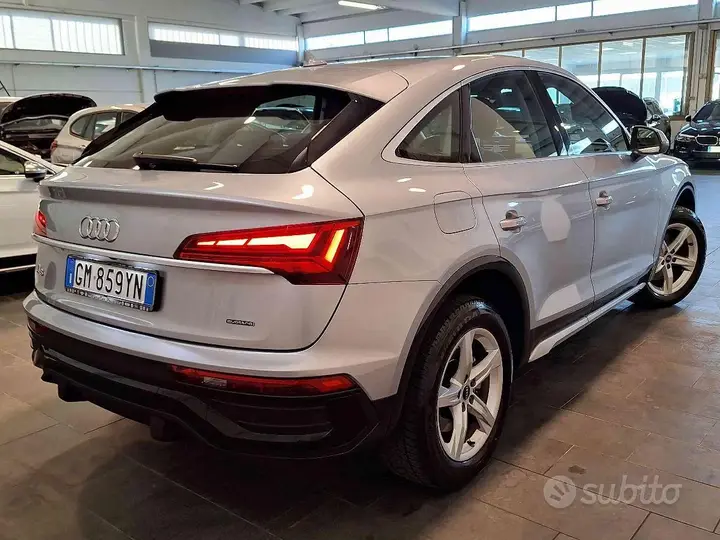Audi Q5 2023 photo 2