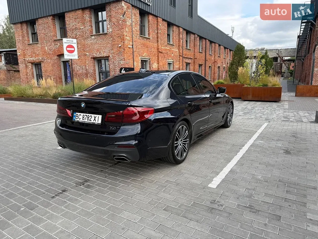BMW 5 Series 2017 photo 4