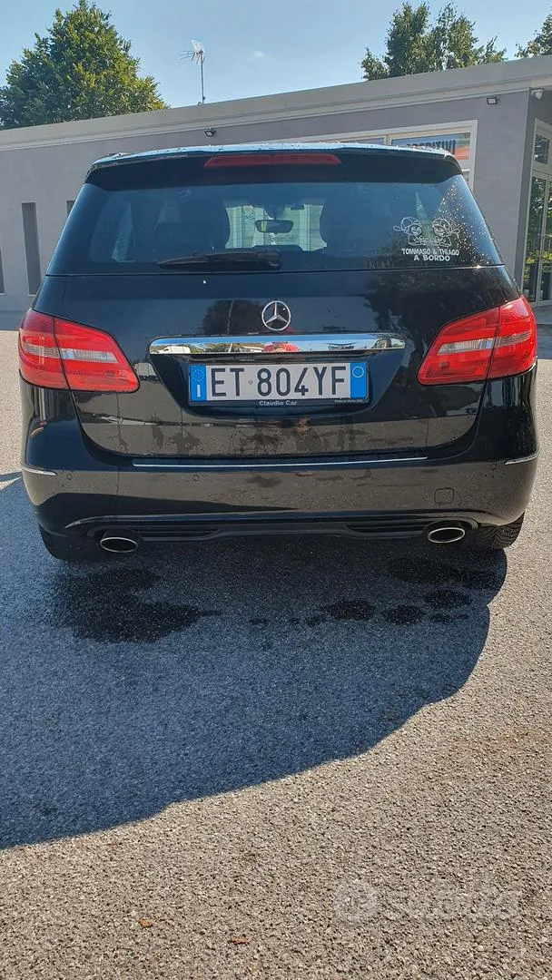 Mercedes-Benz B-Class 2012 photo 3