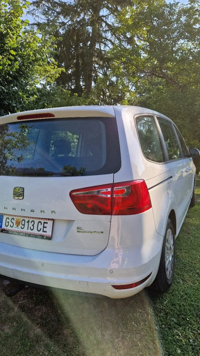Seat Alhambra 2012 photo 3