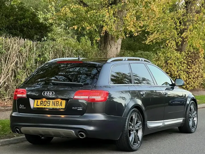Audi A6 Allroad 2009 photo 2