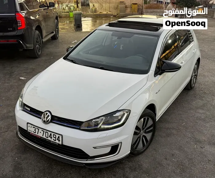 Volkswagen Golf 2018 photo 5