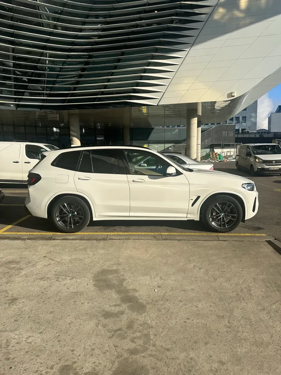 BMW X3 2023 photo 2
