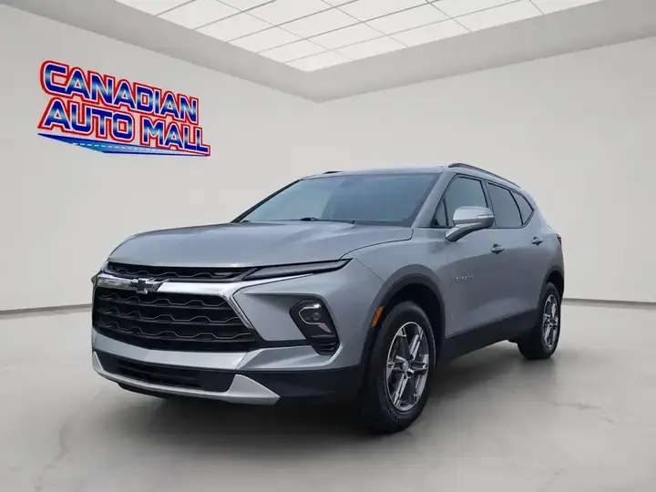 Chevrolet Blazer 2024 photo 3