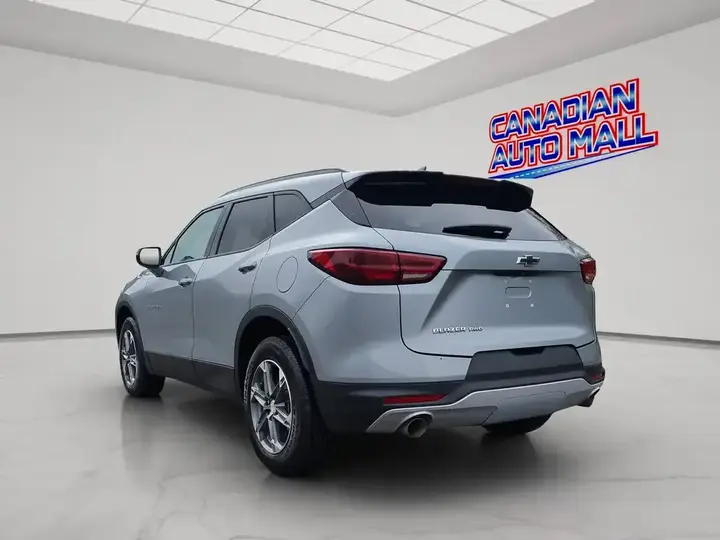 Chevrolet Blazer 2024 photo 5