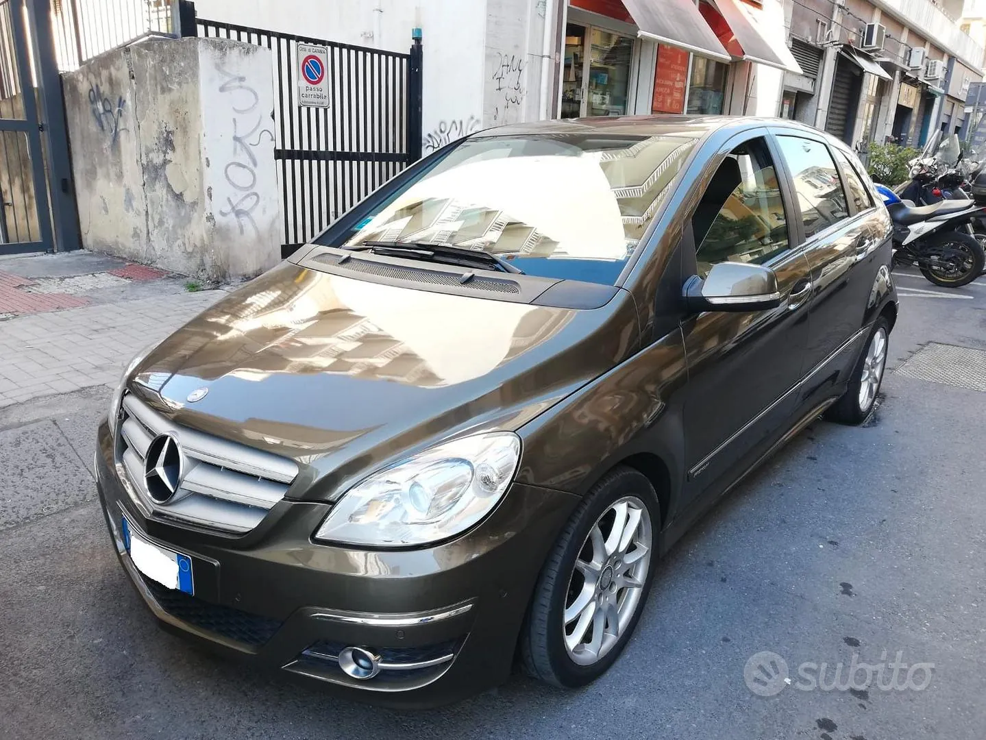 Mercedes-Benz B