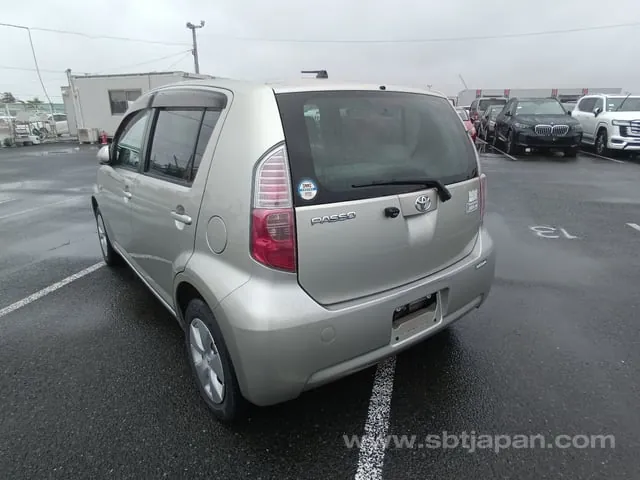 Toyota Passo 2008 photo 3