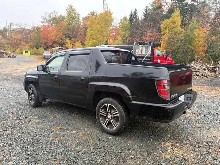 Honda Ridgeline 2012 photo 4