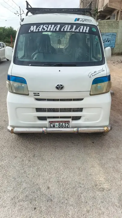 Toyota Pixis Van