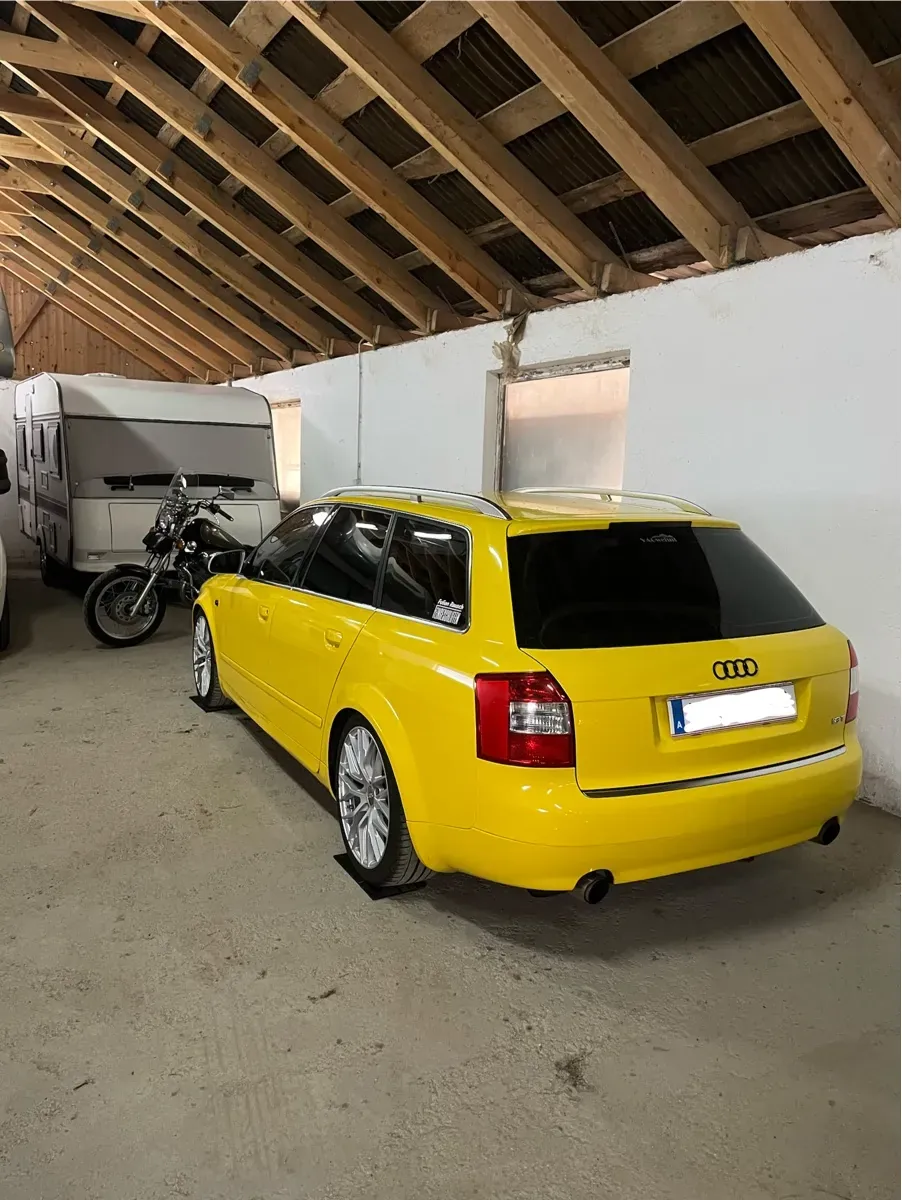 Audi A4 2003 photo 3