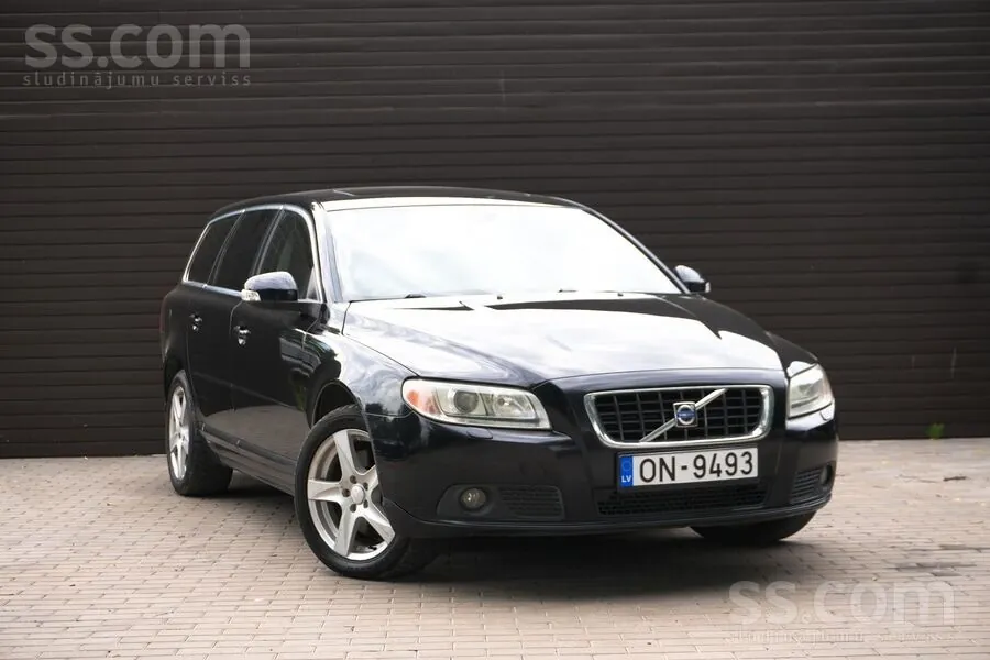 Volvo V70 2007 photo 2